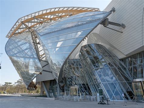 what is fondation Louis Vuitton